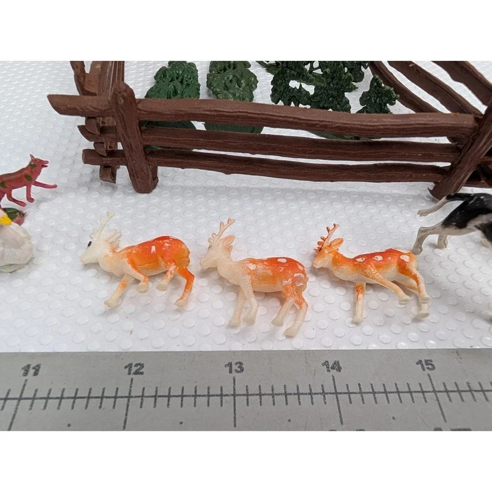 Plastic Hunting Scene Trees Fence Deer Foxhound Dog Hunter‎ Cake Toppers